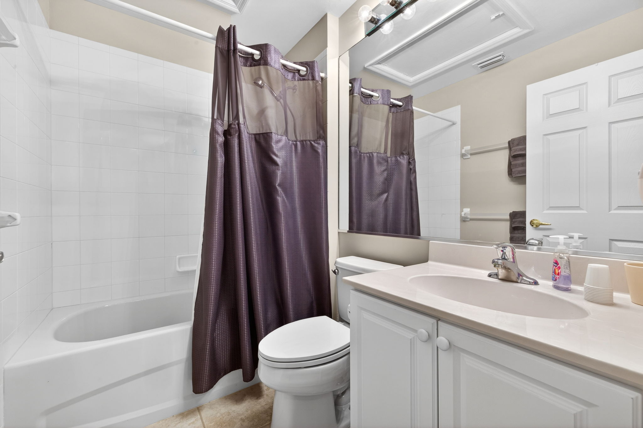 Guest Bathroom 2 of 2