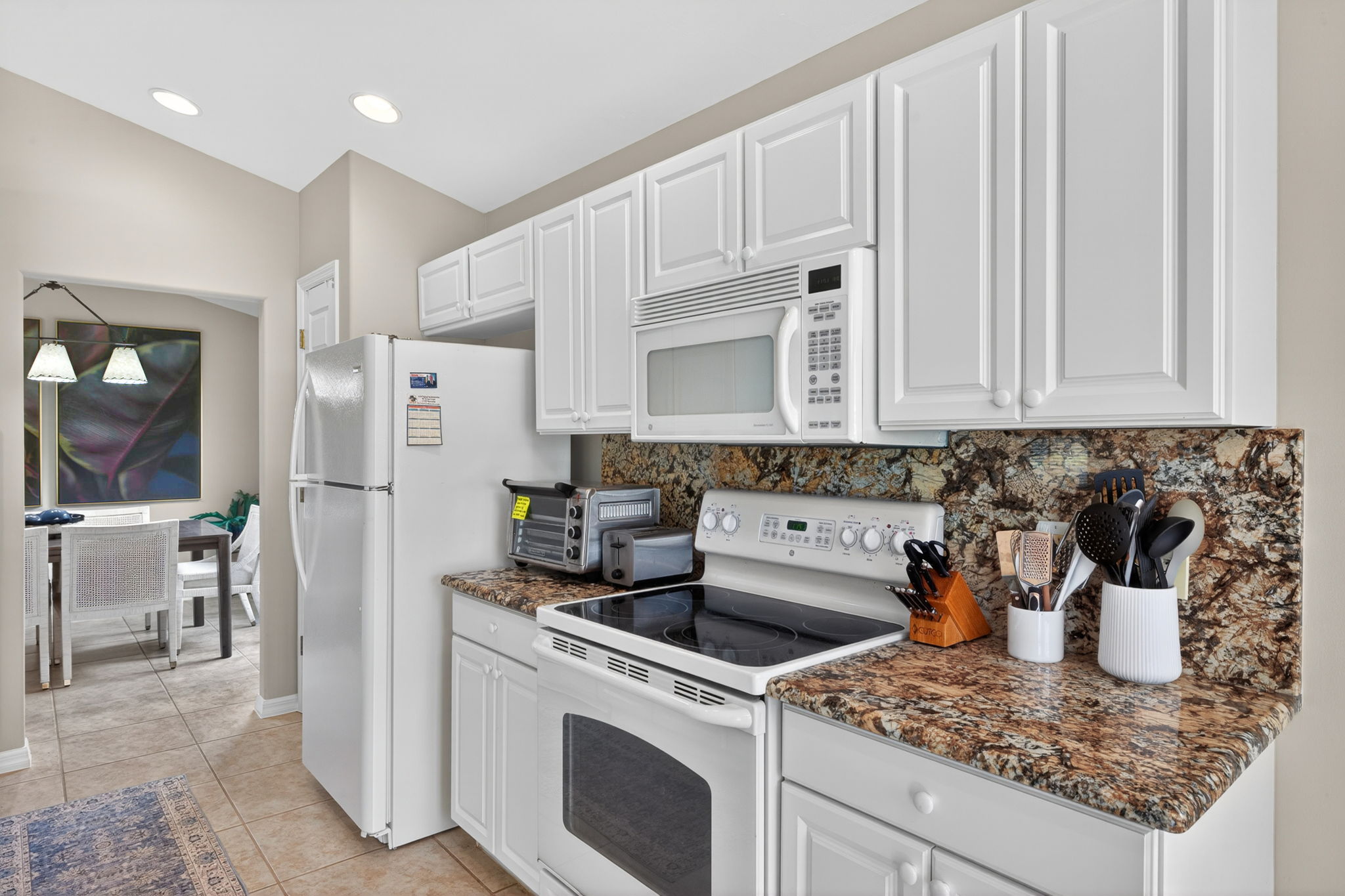 Kitchen 2 of 3