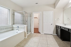 Chickasaw Dr-S0307-027.jpg