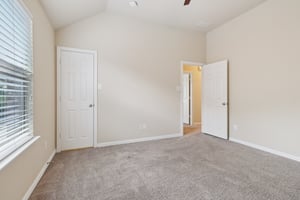 Chickasaw Dr-S0307-044.jpg