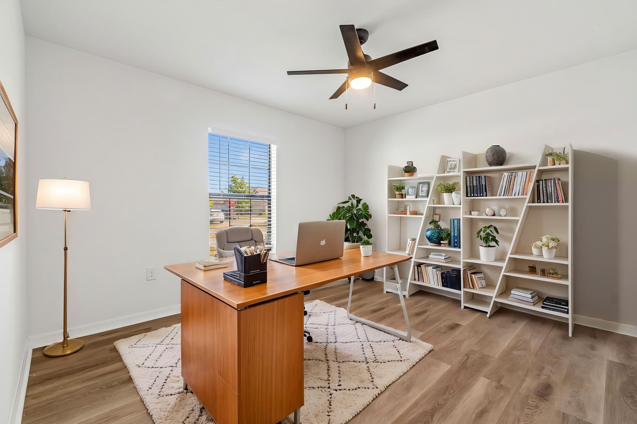 DSC_9371 virtually staged.jpeg