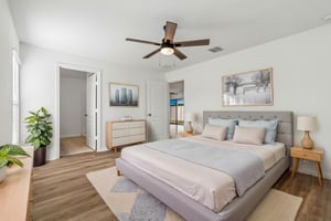 DSC_9416 virtually staged.jpeg