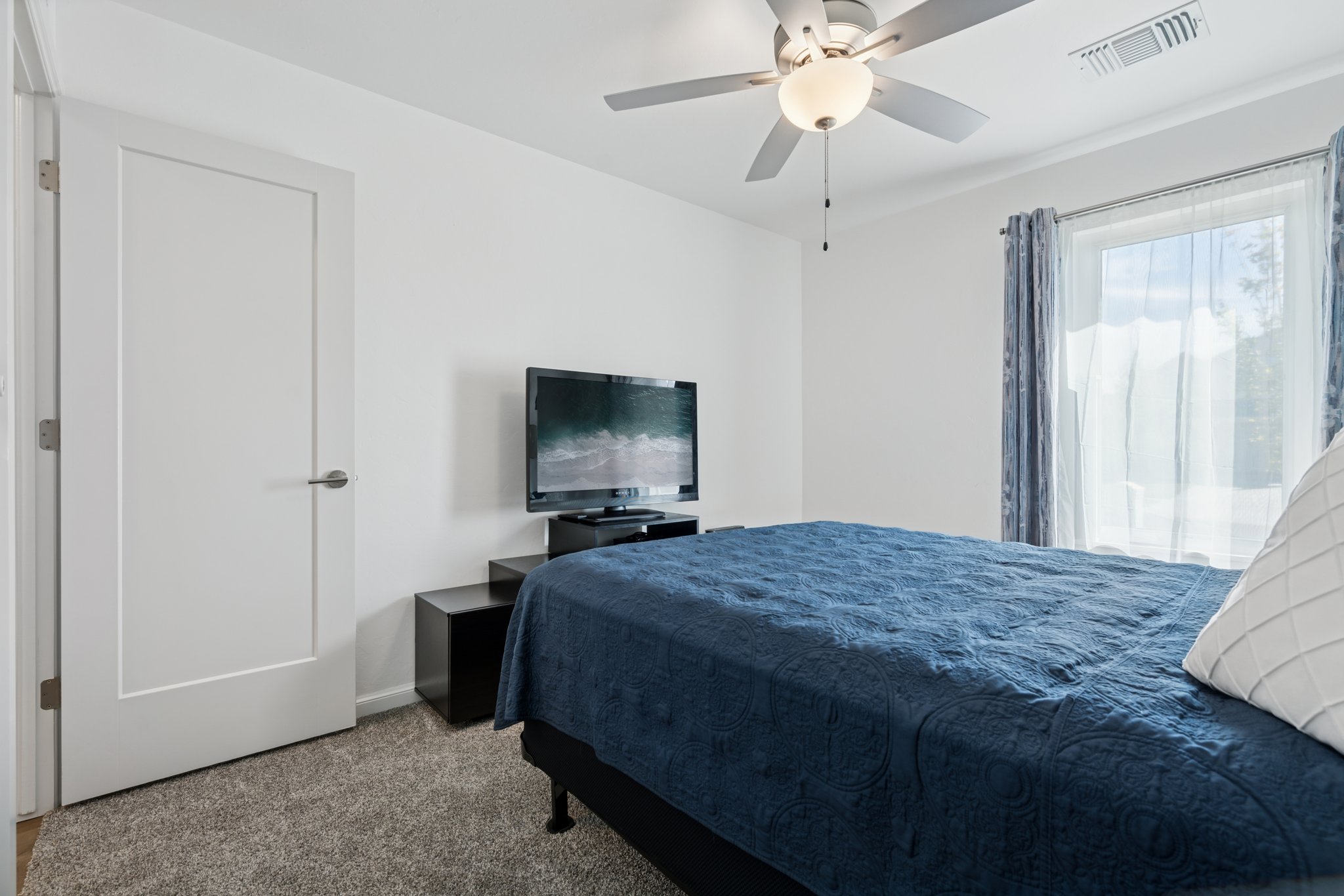 1009 Mount Irving Wy_024.jpg