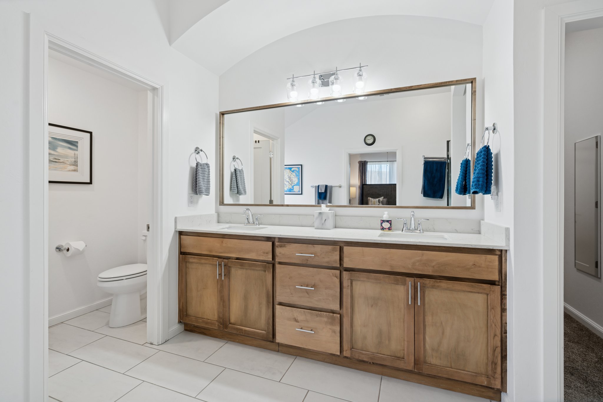 1009 Mount Irving Wy_027.jpg