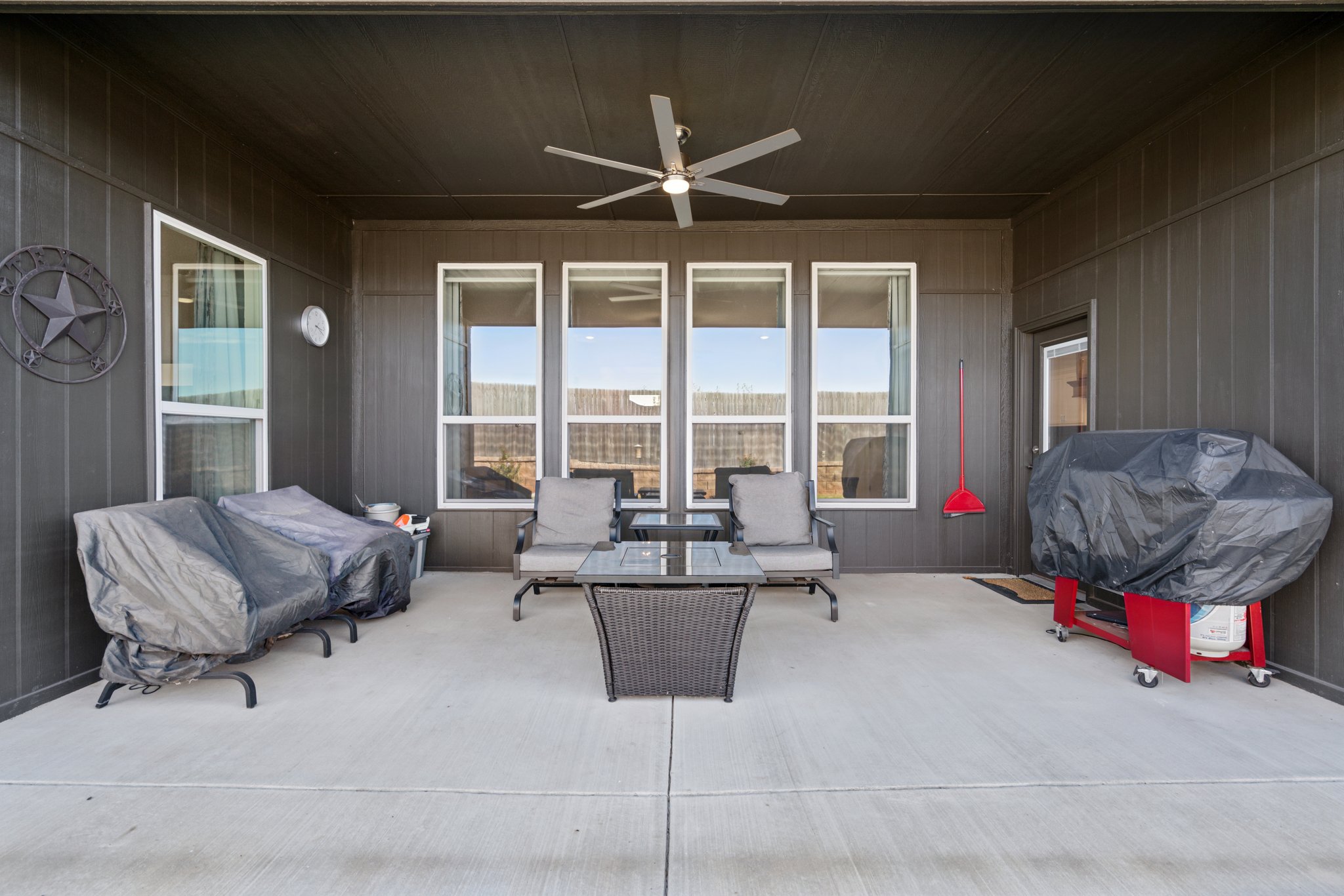 1009 Mount Irving Wy_036.jpg