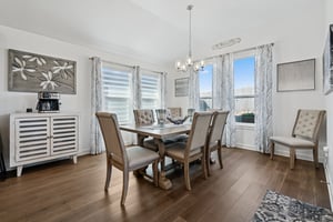 1009 Mount Irving Wy_017.jpg