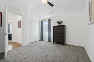 1009 Mount Irving Wy_023.jpg