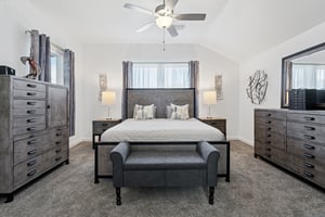 1009 Mount Irving Wy_028.jpg