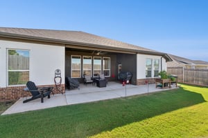 1009 Mount Irving Wy_038.jpg