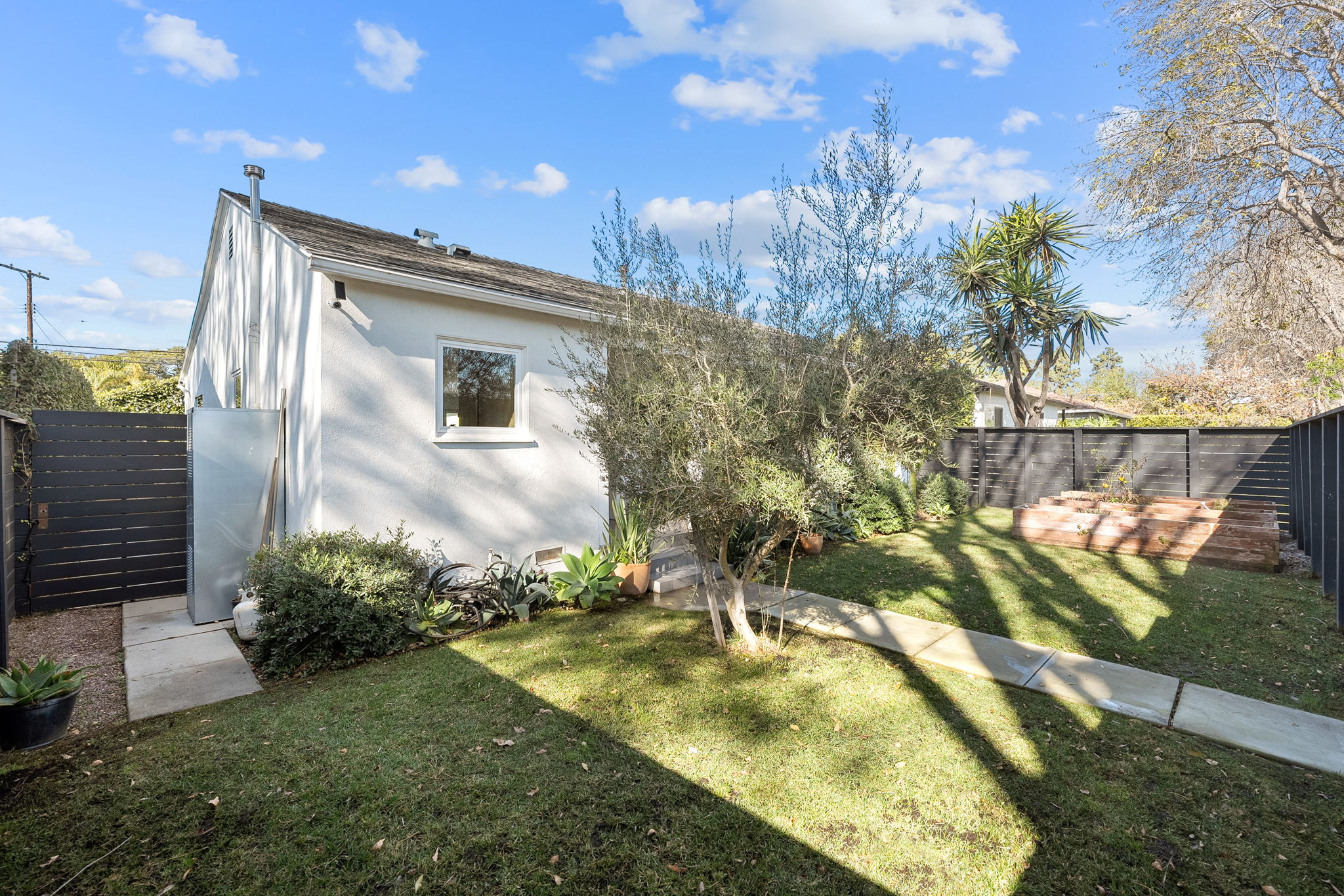 1009 Vernon Avenue-7