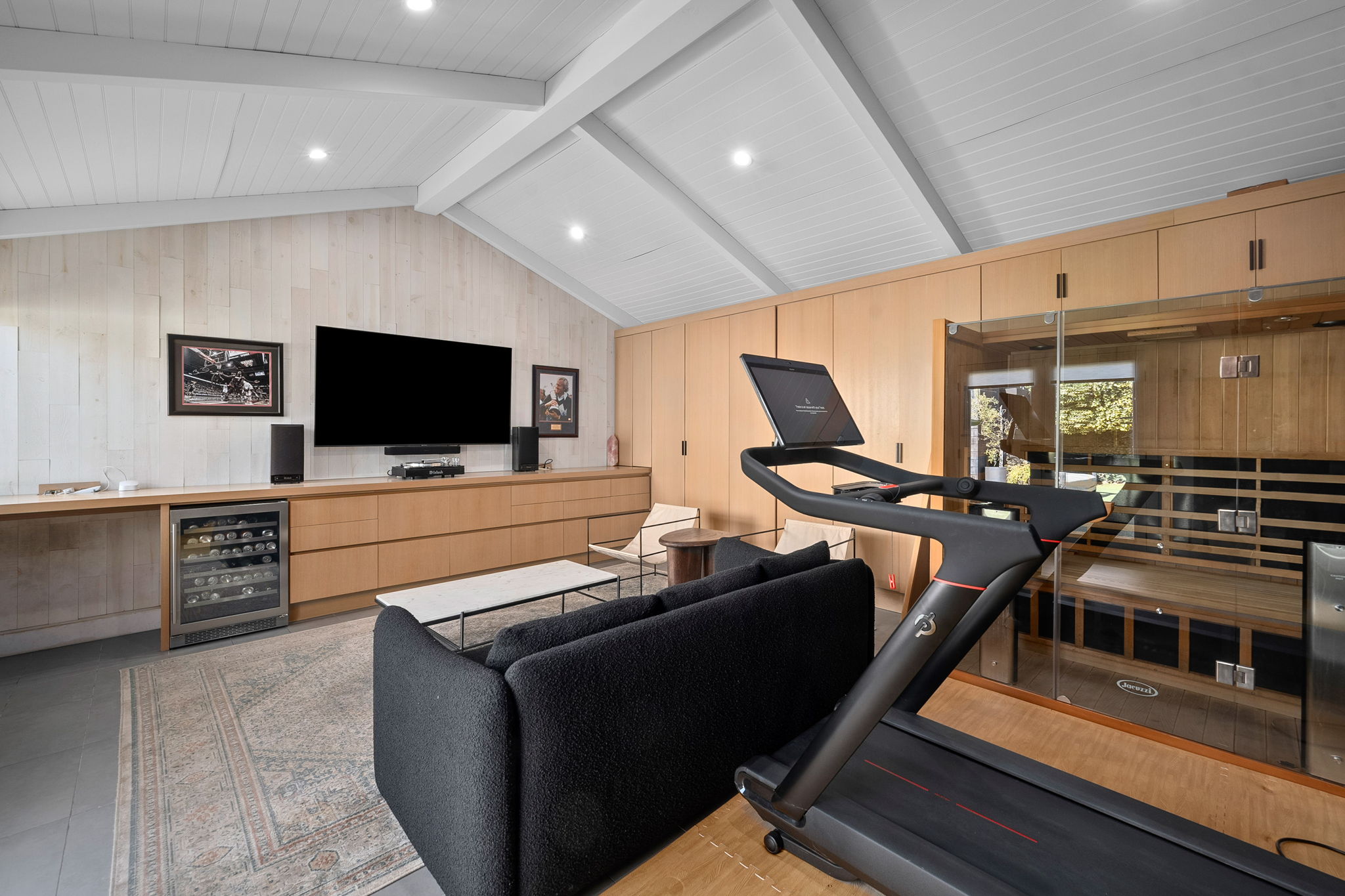1009 Vernon Avenue-55
