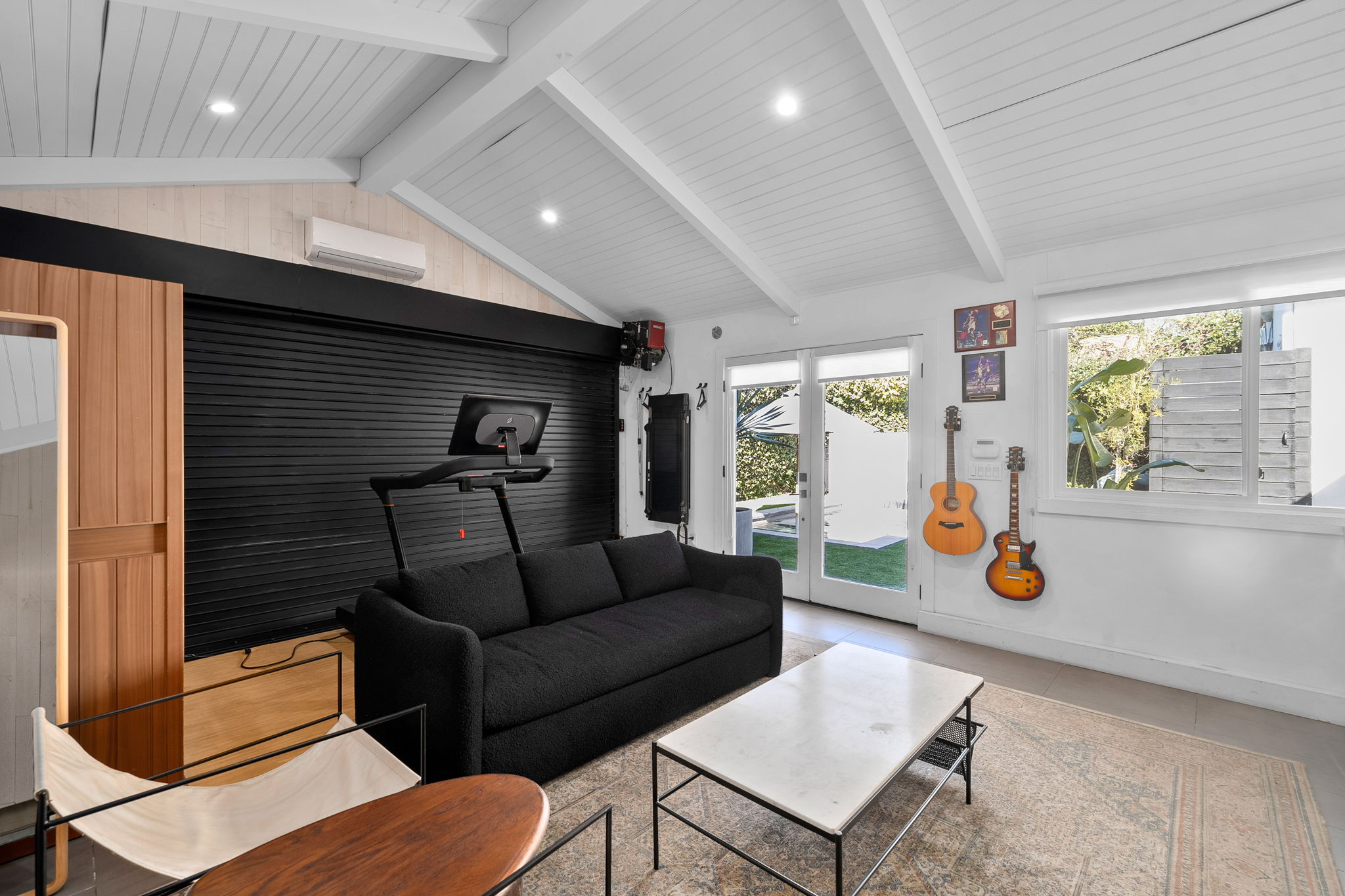 1009 Vernon Avenue-57