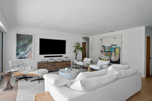 1009 Vernon Avenue-21