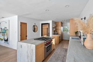1009 Vernon Avenue-26
