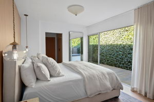 1009 Vernon Avenue-34