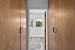 1009 Vernon Avenue-40