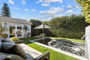 1009 Vernon Avenue-48
