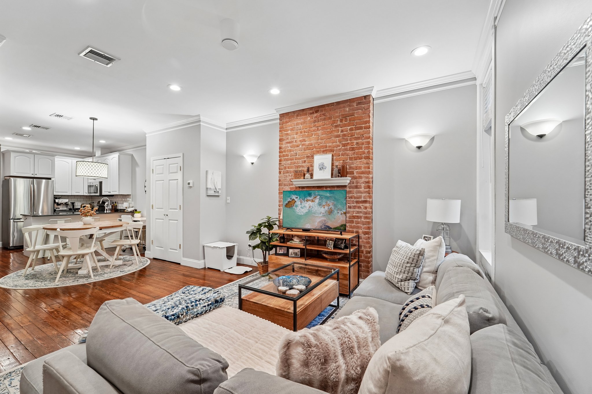 Willow Ave 1L-S2708-011.jpg