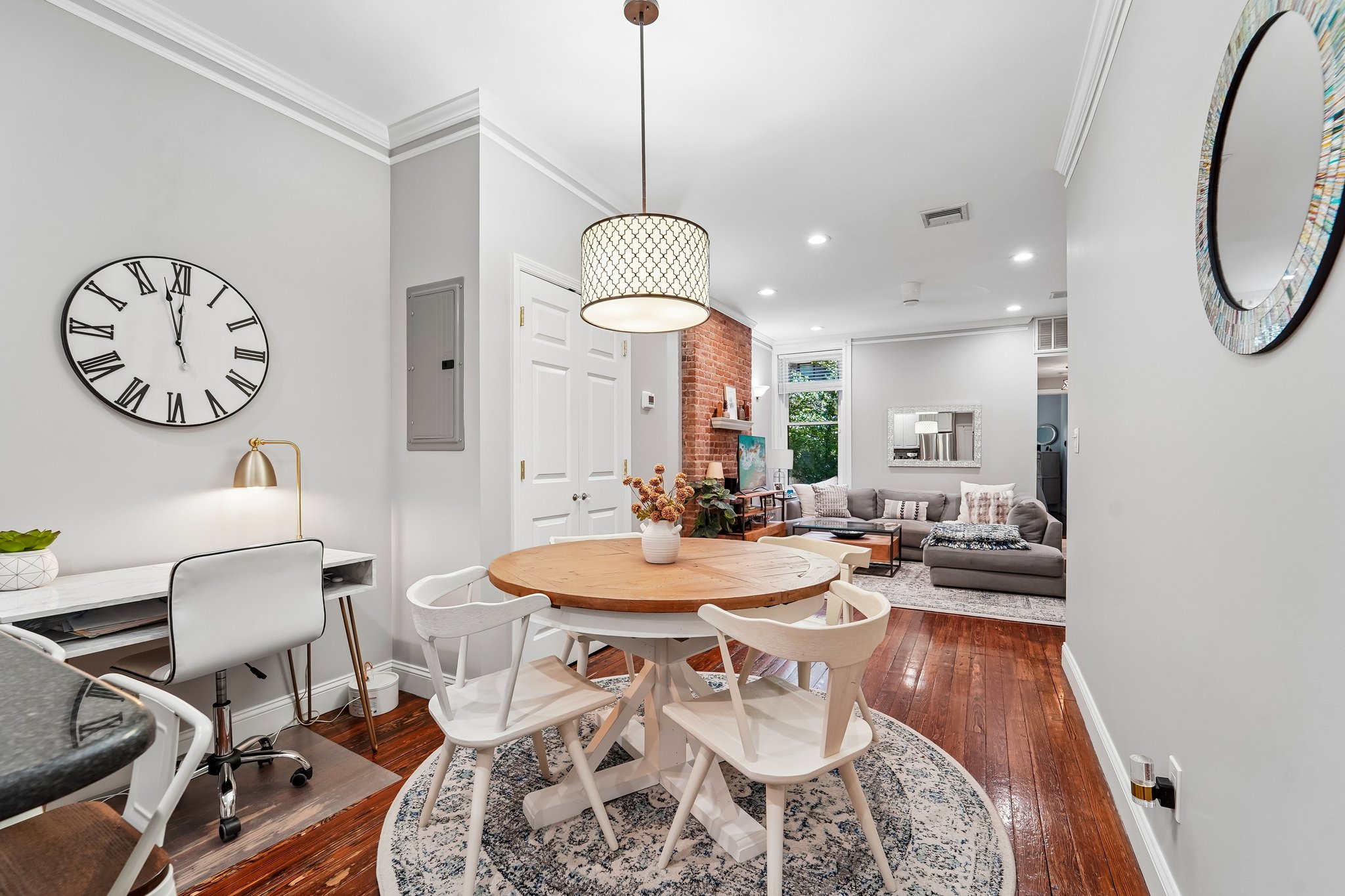 Willow Ave 1L-S2708-015.jpg