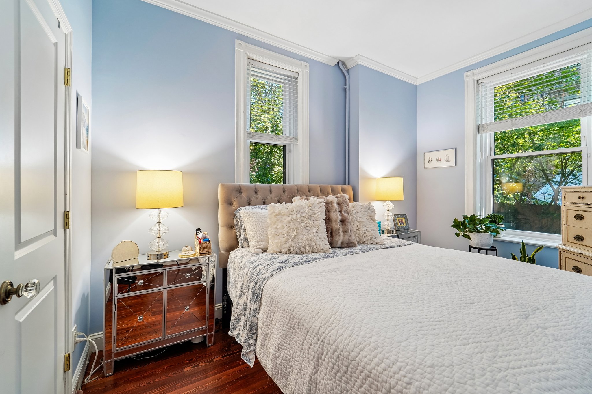 Willow Ave 1L-S2708-033.jpg