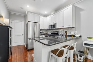 Willow Ave 1L-S2708-016.jpg