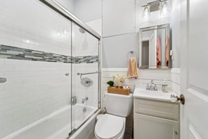 Willow Ave 1L-S2708-023.jpg