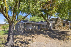 012_F8_10095 Monterey Rd