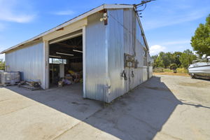 016_F8_10095 Monterey Rd