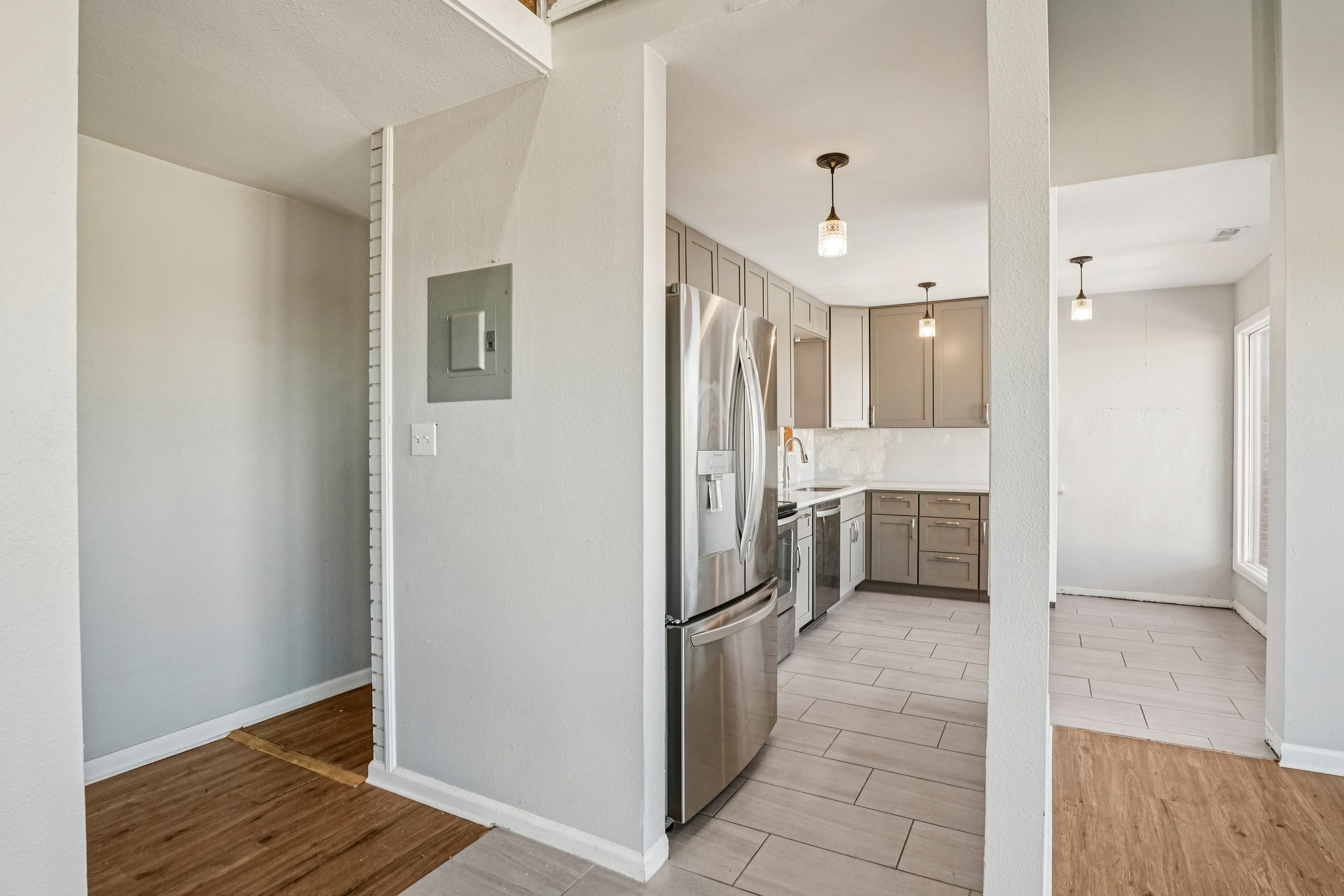 W 35th Ave-S2701-020.jpg