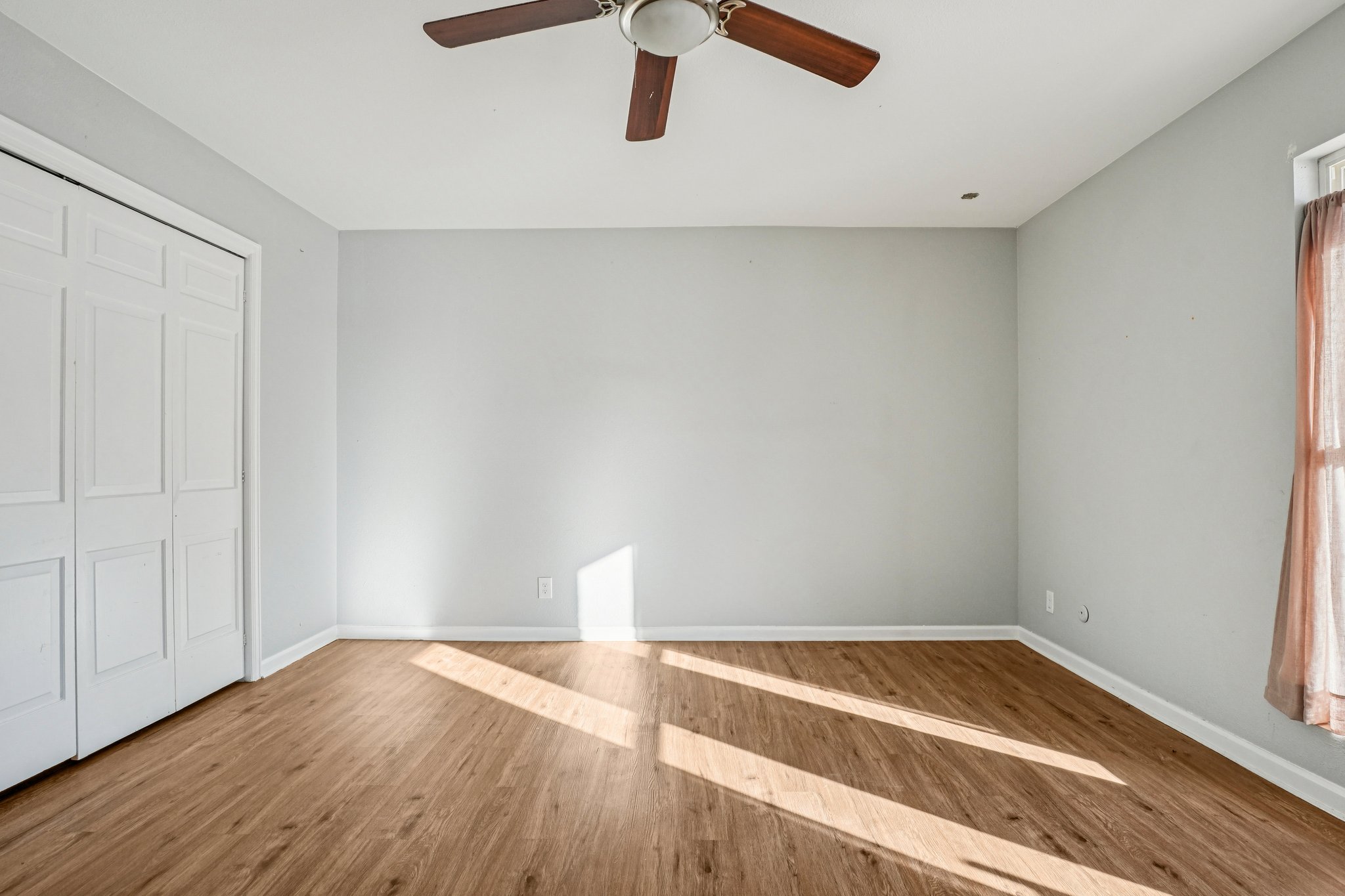 W 35th Ave-S2701-028.jpg