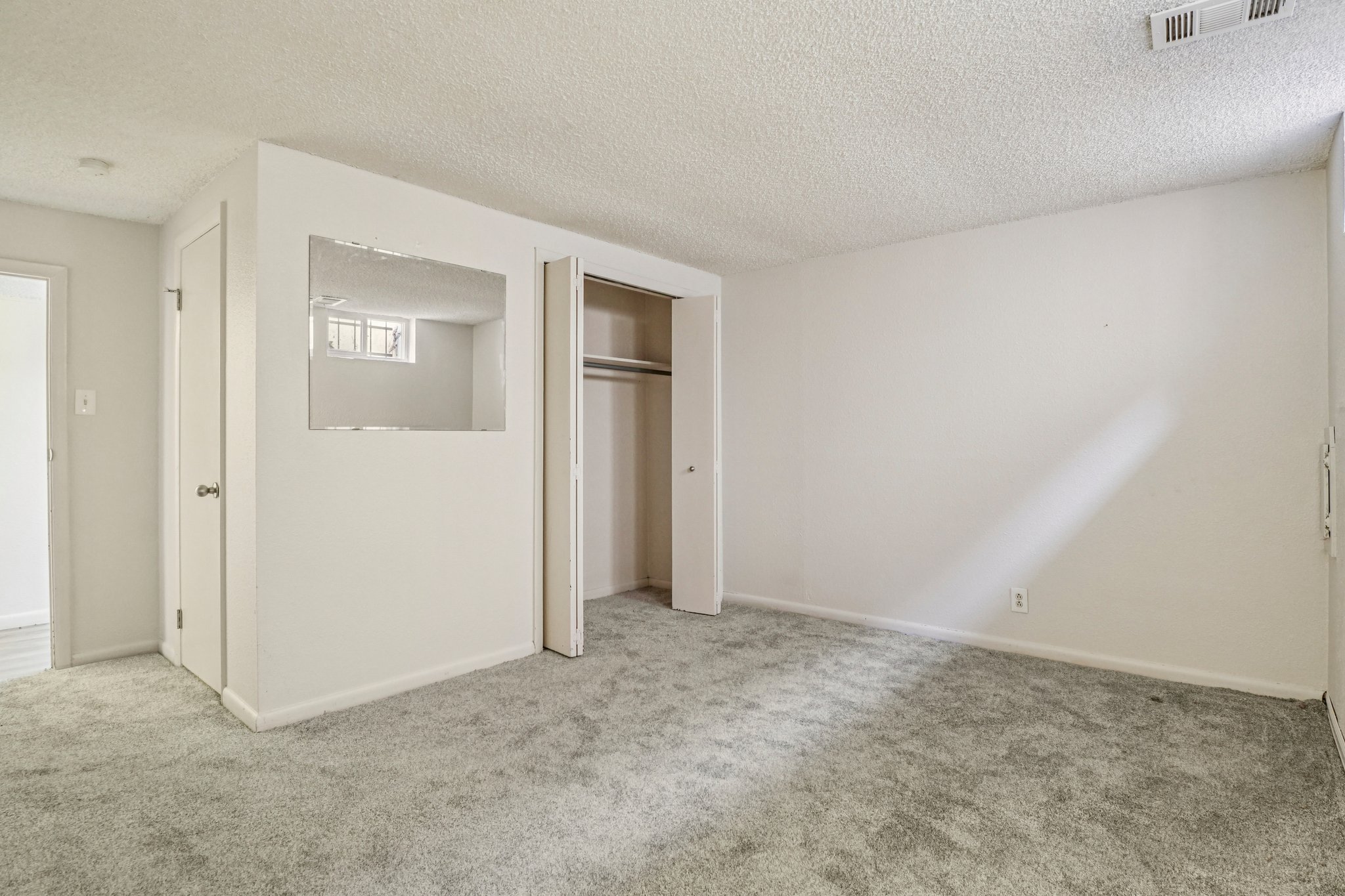 W 35th Ave-S2701-045.jpg