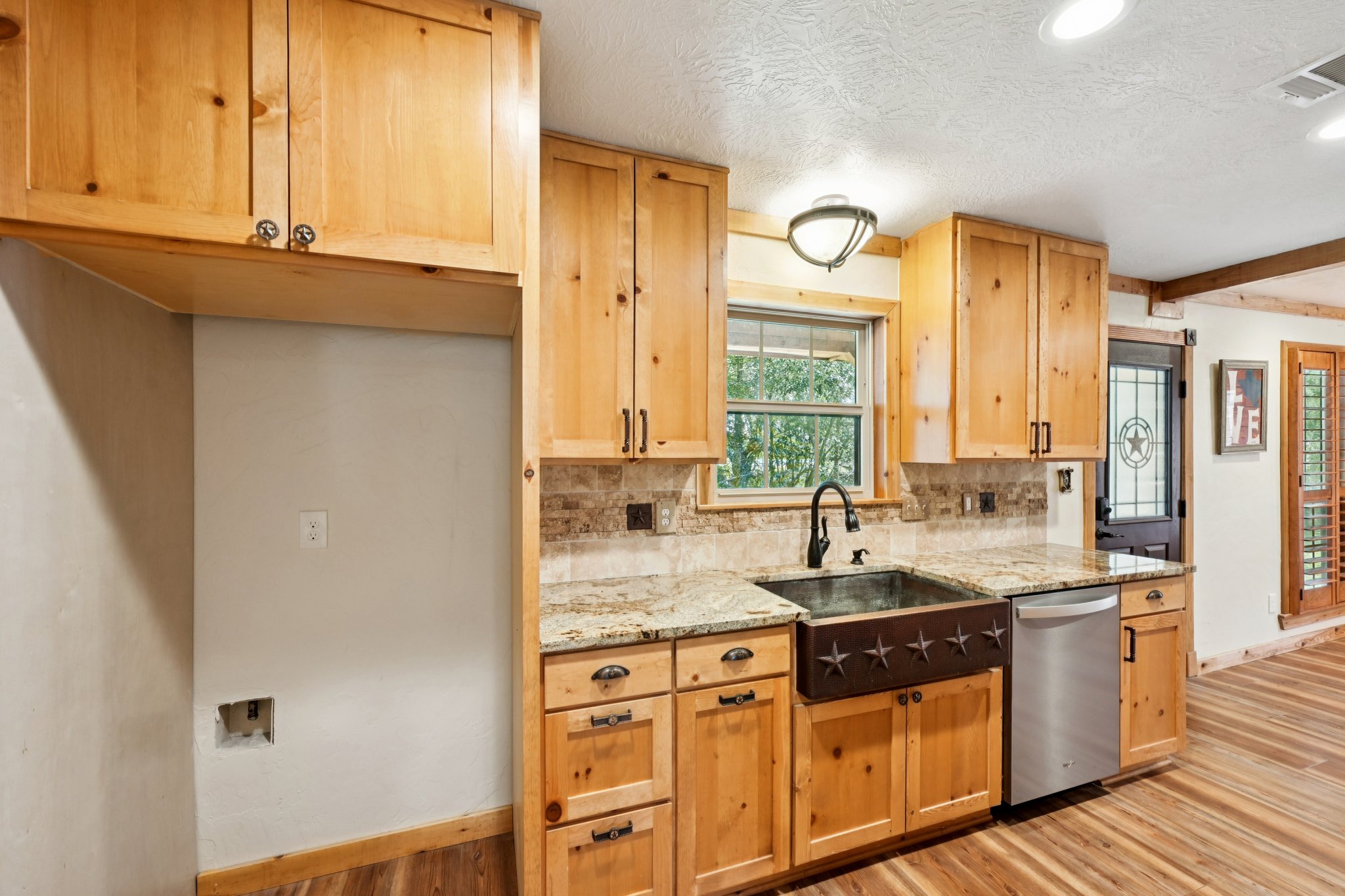 1_2 Avenue J-S2003-009.jpg