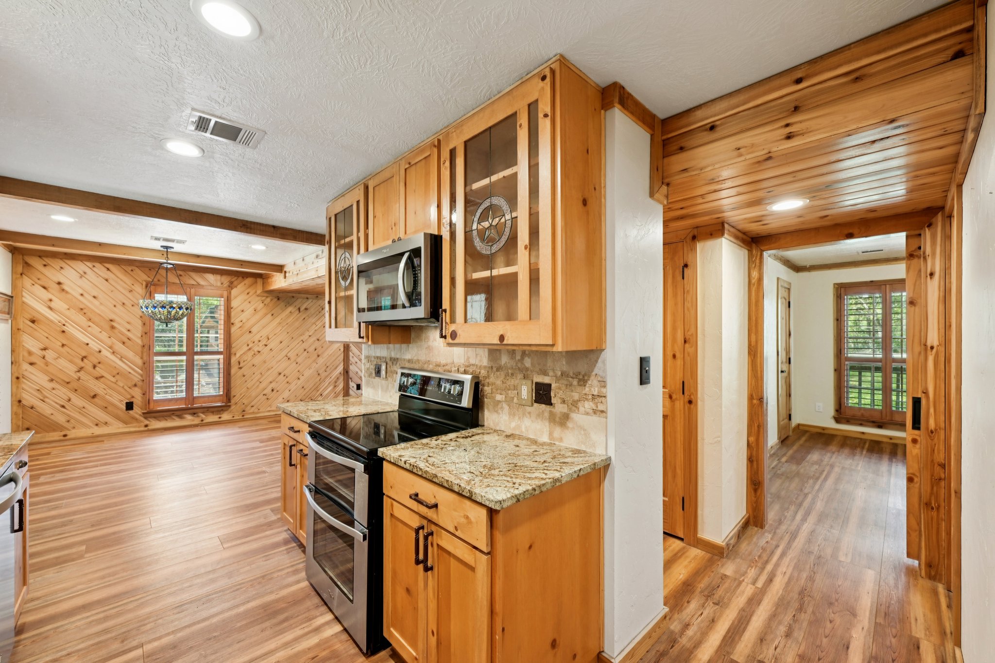 1_2 Avenue J-S2003-011.jpg