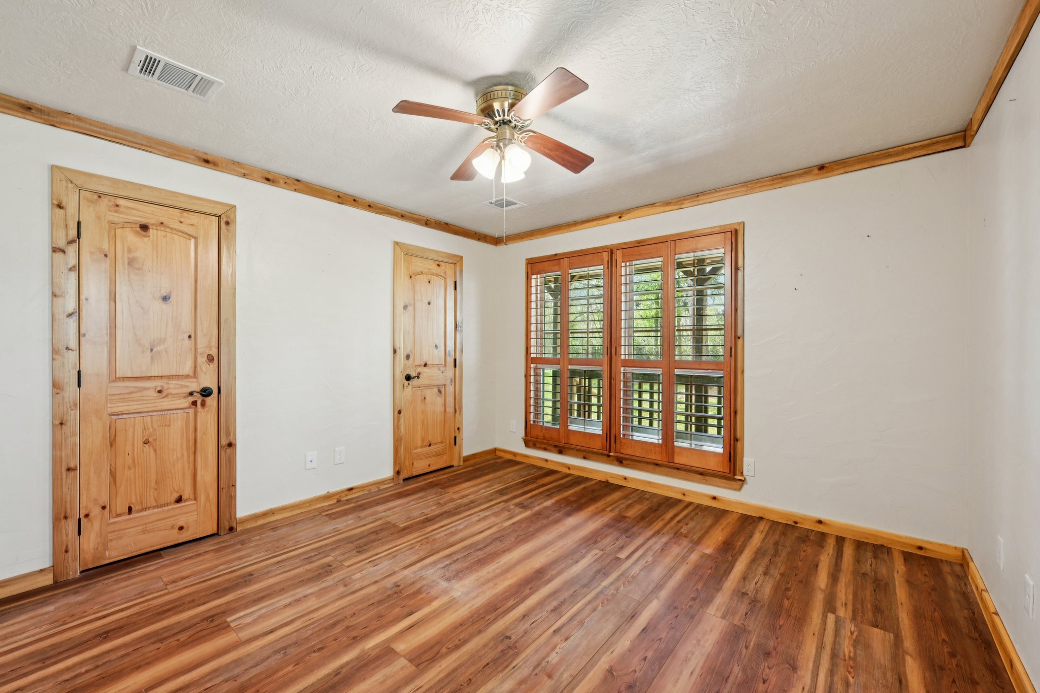 1_2 Avenue J-S2003-018.jpg