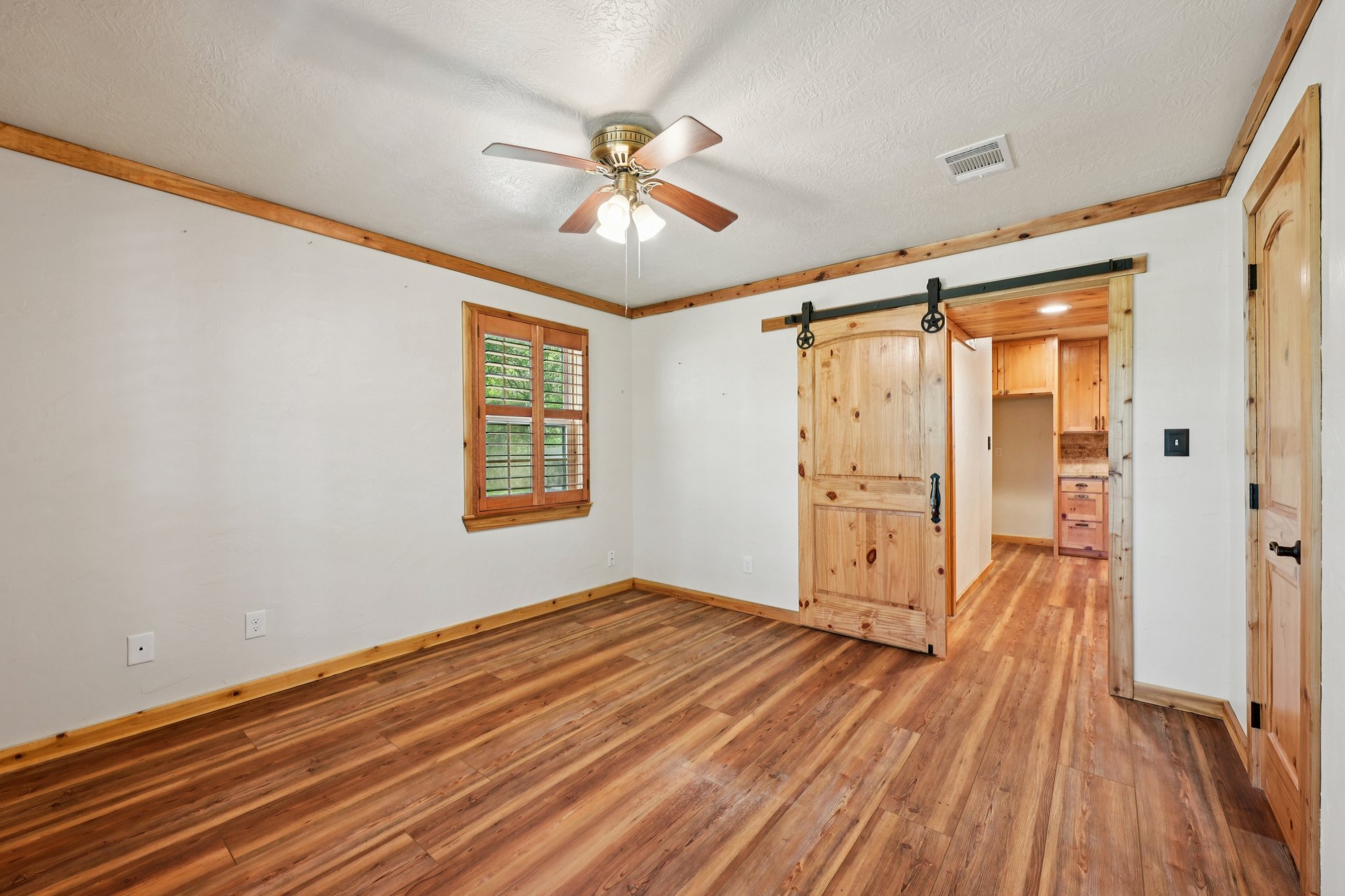 1_2 Avenue J-S2003-020.jpg