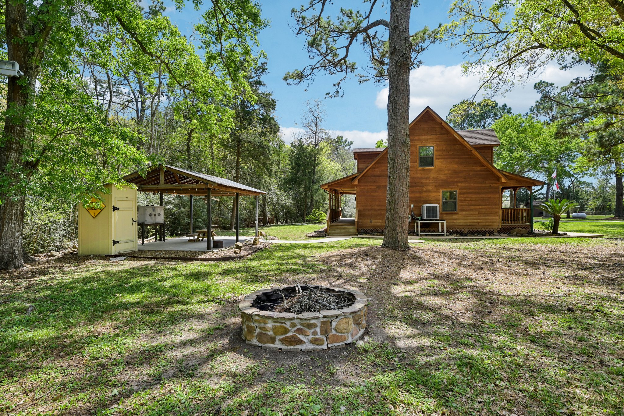 1_2 Avenue J-S2003-044.jpg