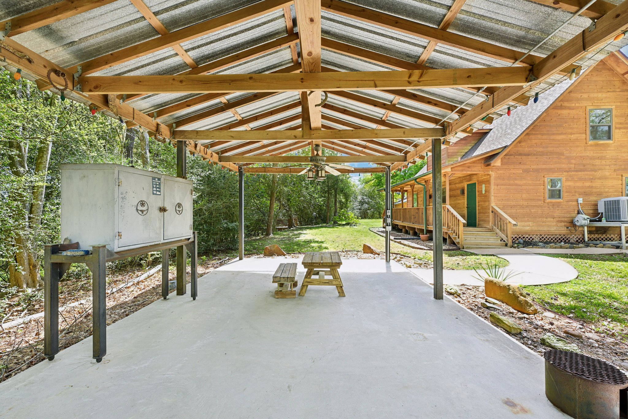 1_2 Avenue J-S2003-046.jpg