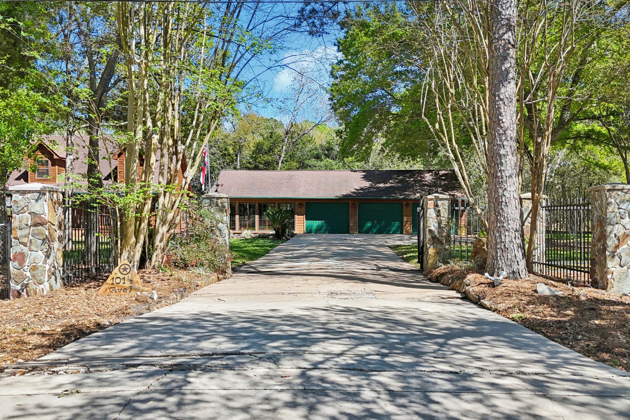 1_2 Avenue J-S2003-051.jpg