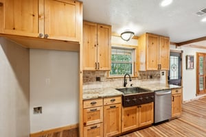 1_2 Avenue J-S2003-009.jpg