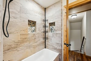 1_2 Avenue J-S2003-025.jpg