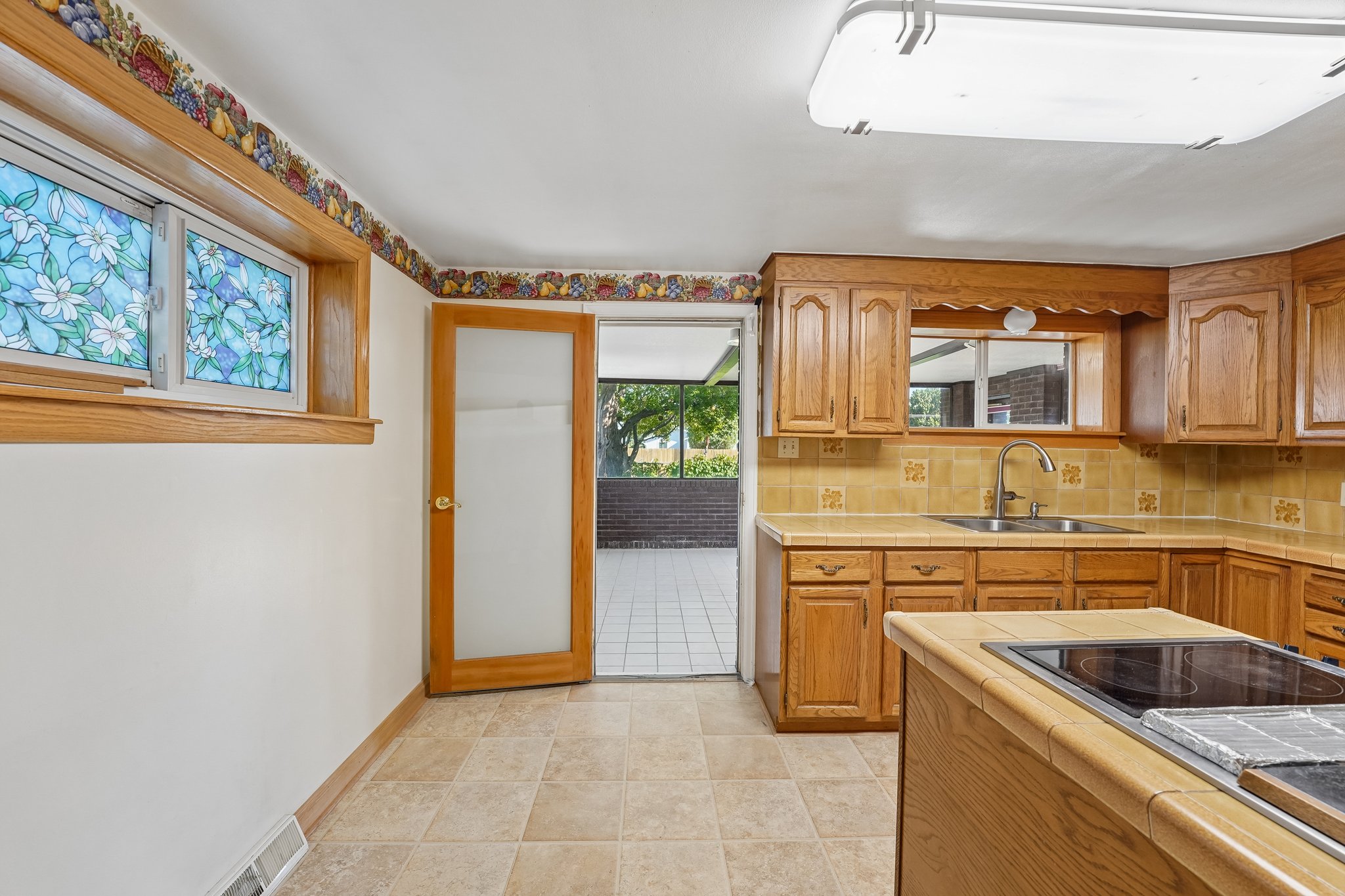 2nd St-S2708-014.jpg