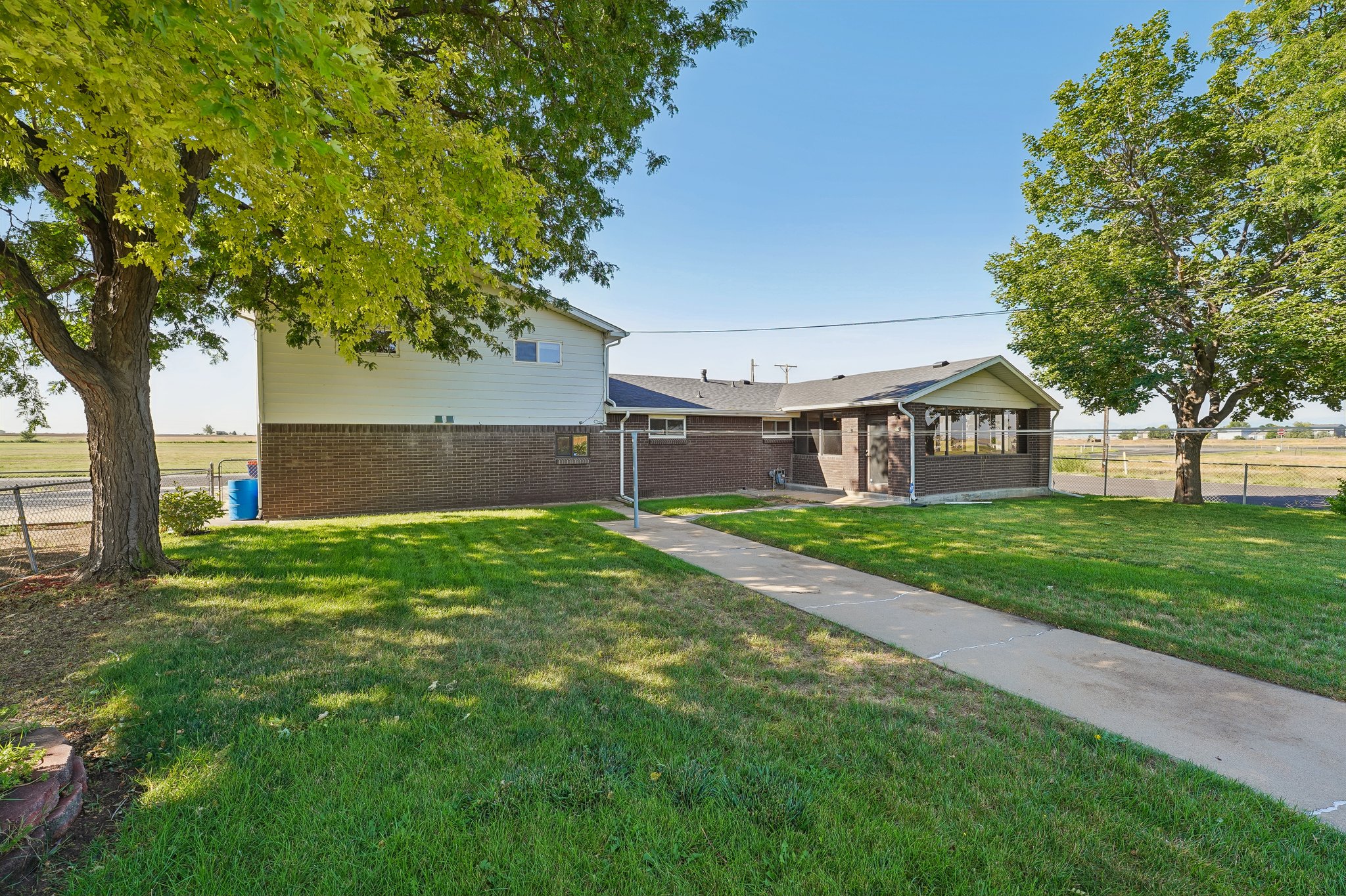 2nd St-S2708-038.jpg