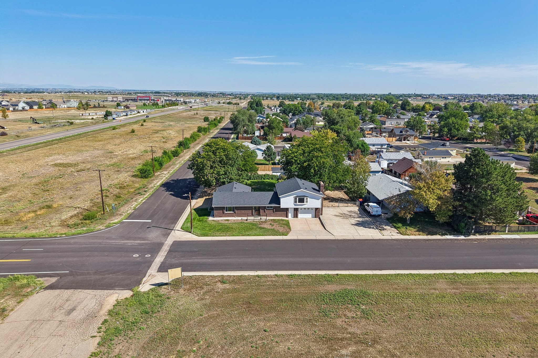 2nd St-S2708-047.jpg