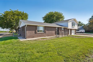 2nd St-S2708-003.jpg