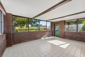2nd St-S2708-021.jpg