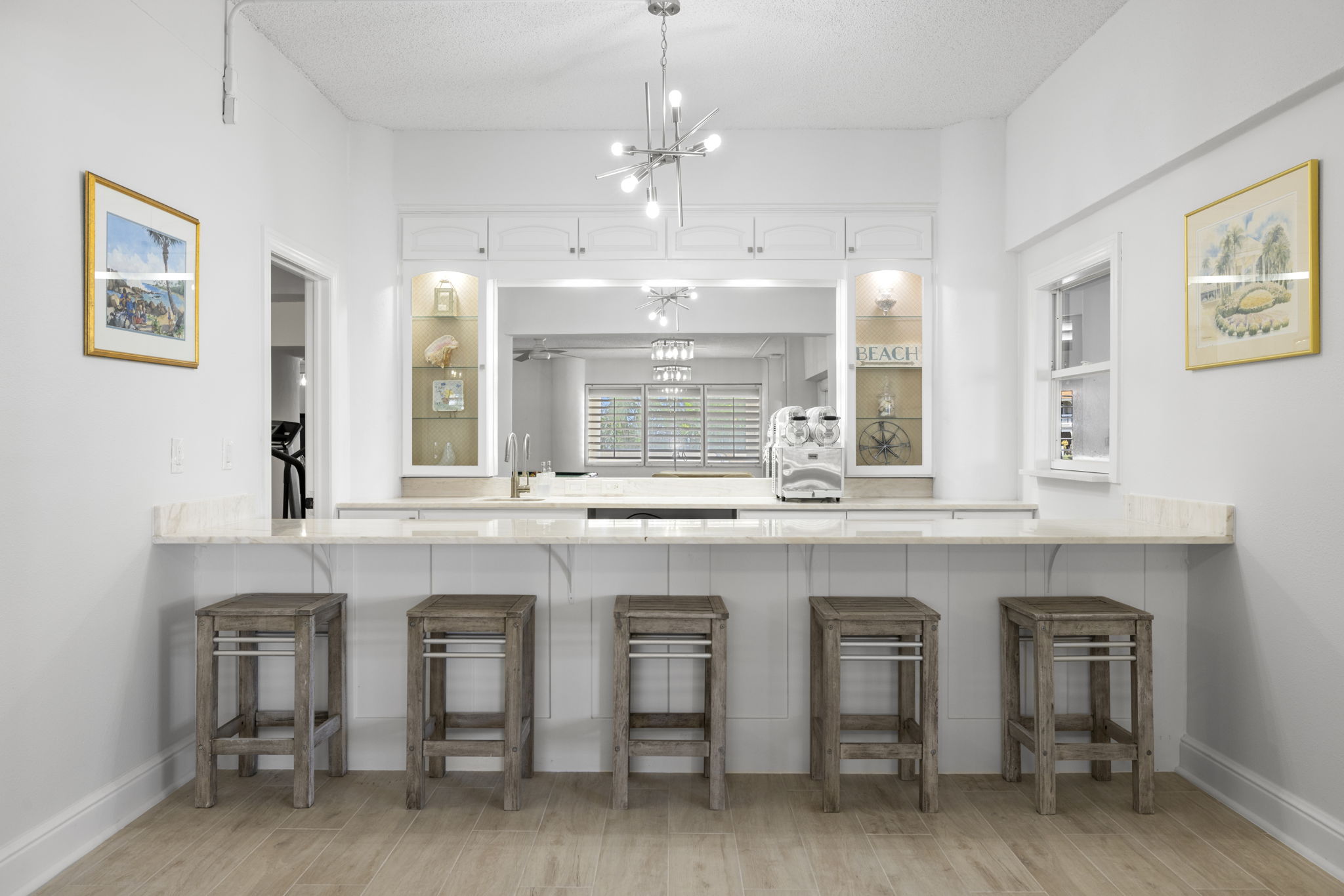  Photo 81