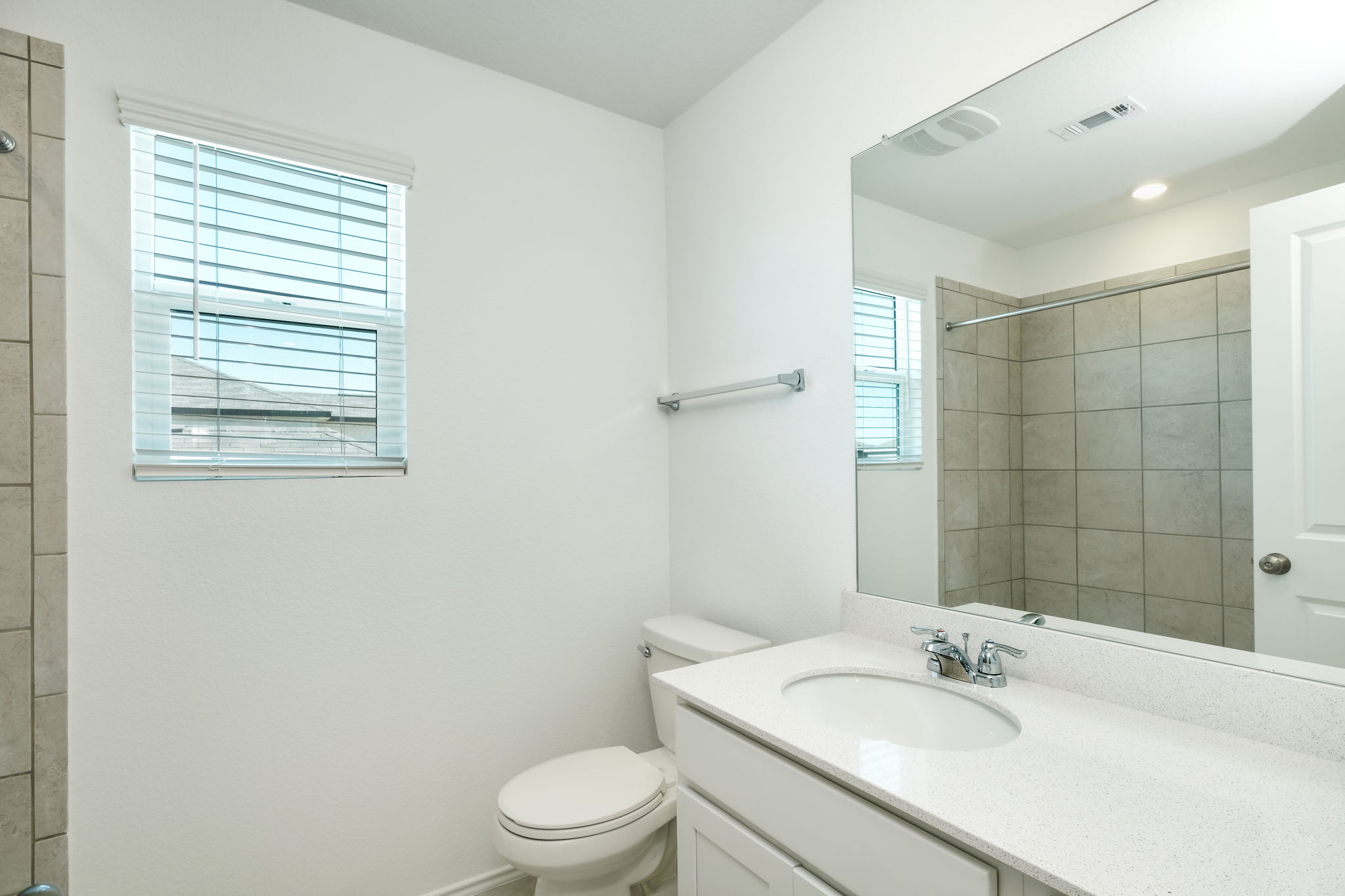 Upstairs Hall Bathroom
