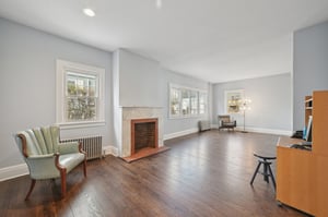 Living Room.jpg