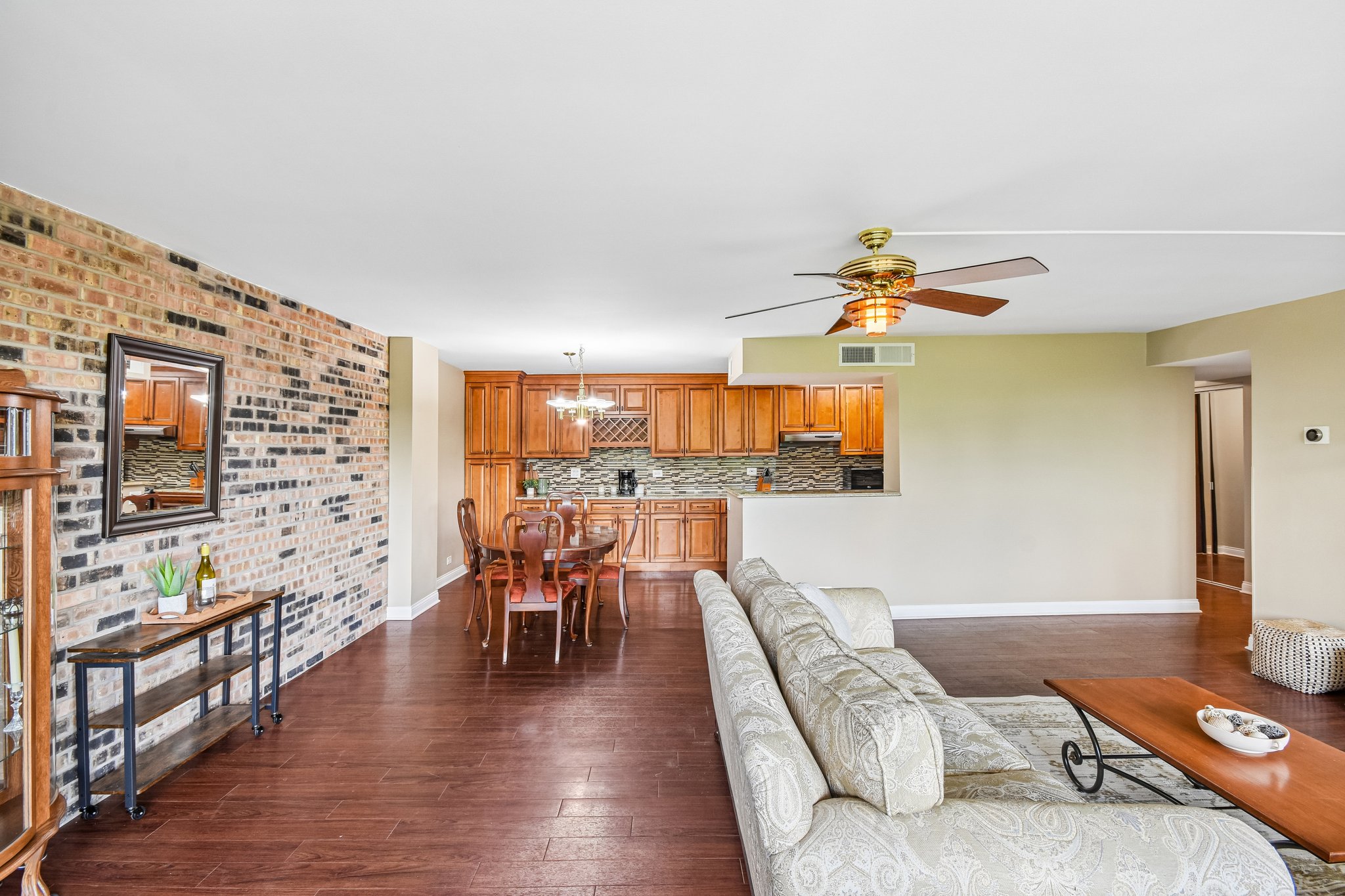 Bar Harbour Rd 4D-S3004-004.jpg