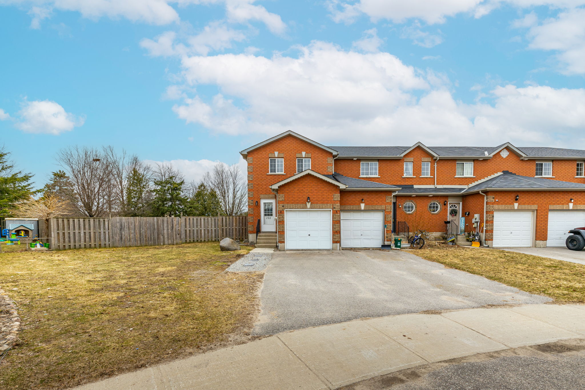 Barrie property showcase — delivered property photograph 2
